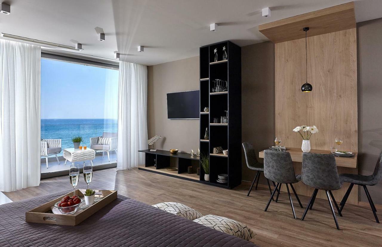Seafront Apartments By Myseasight Hersonissos  Exterior photo